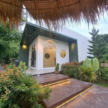 Baan Nai Baan Nok Resort ナコーンナーヨック エクステリア 写真