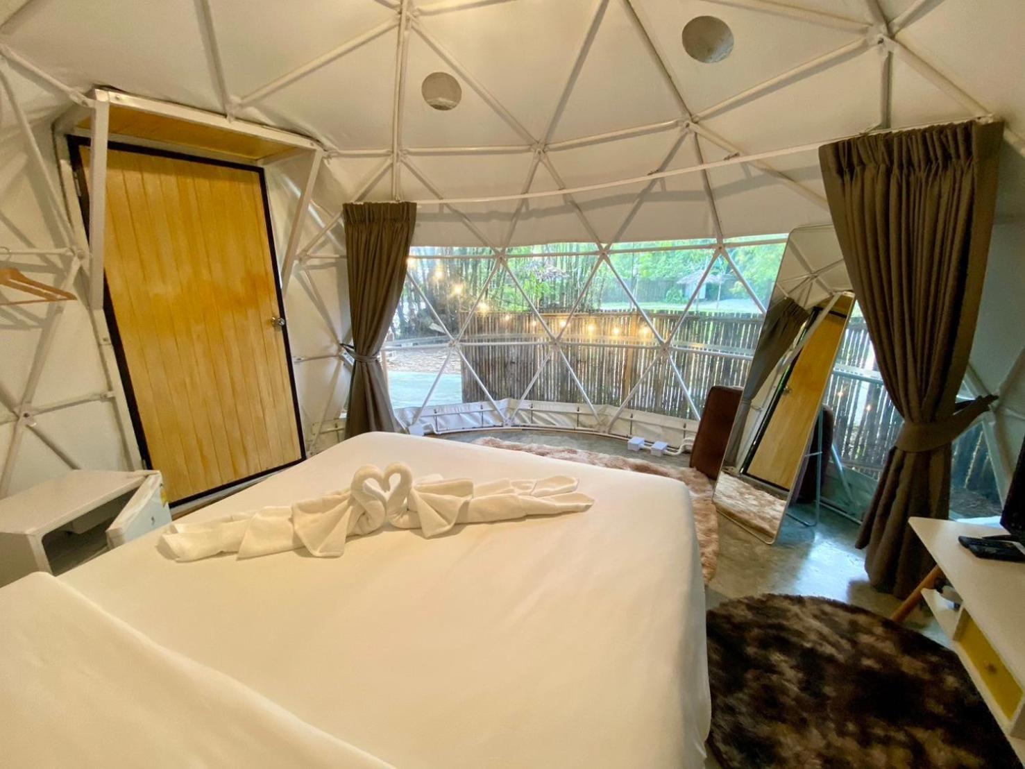 Baan Nai Baan Nok Resort ナコーンナーヨック エクステリア 写真