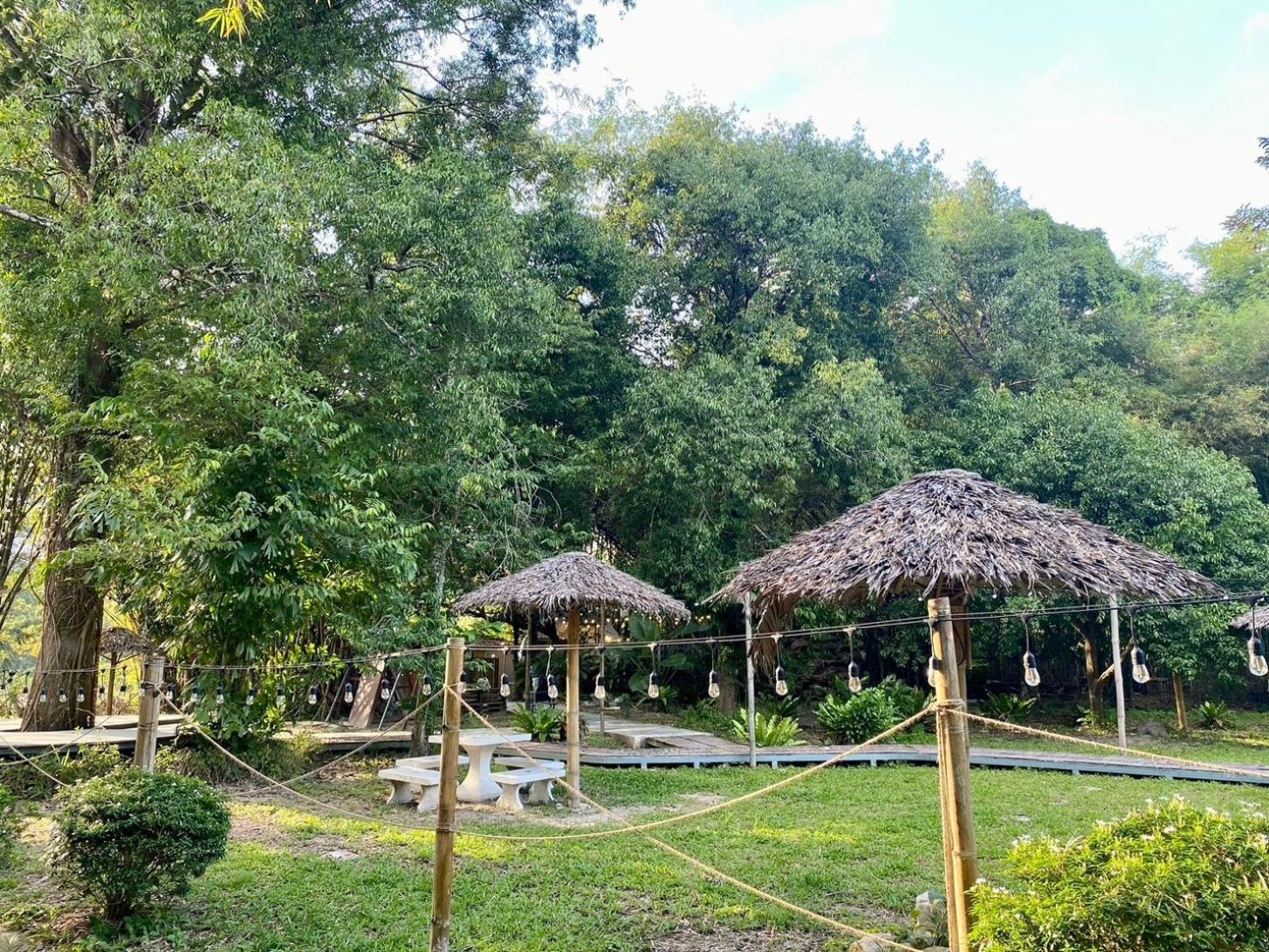 Baan Nai Baan Nok Resort ナコーンナーヨック エクステリア 写真